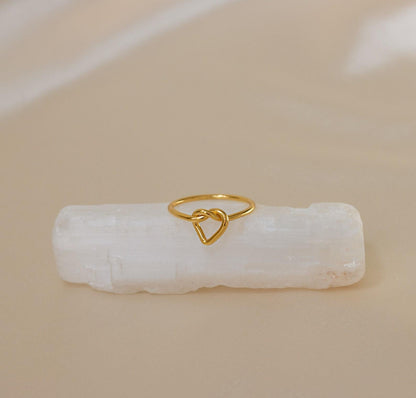 Personalized Gold Heart Knot Midi Ring