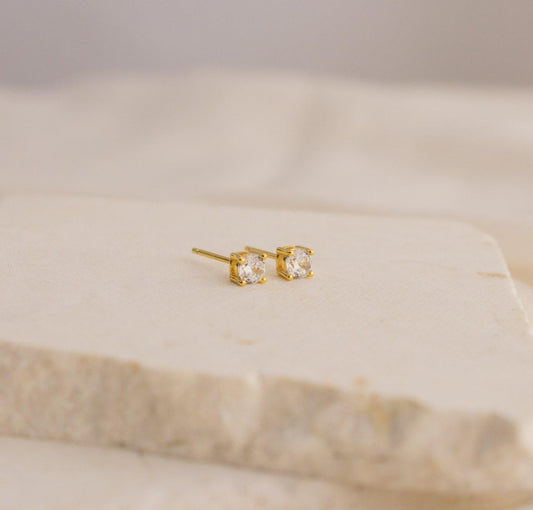 4mm Diamond Minimalist Stud Earrings