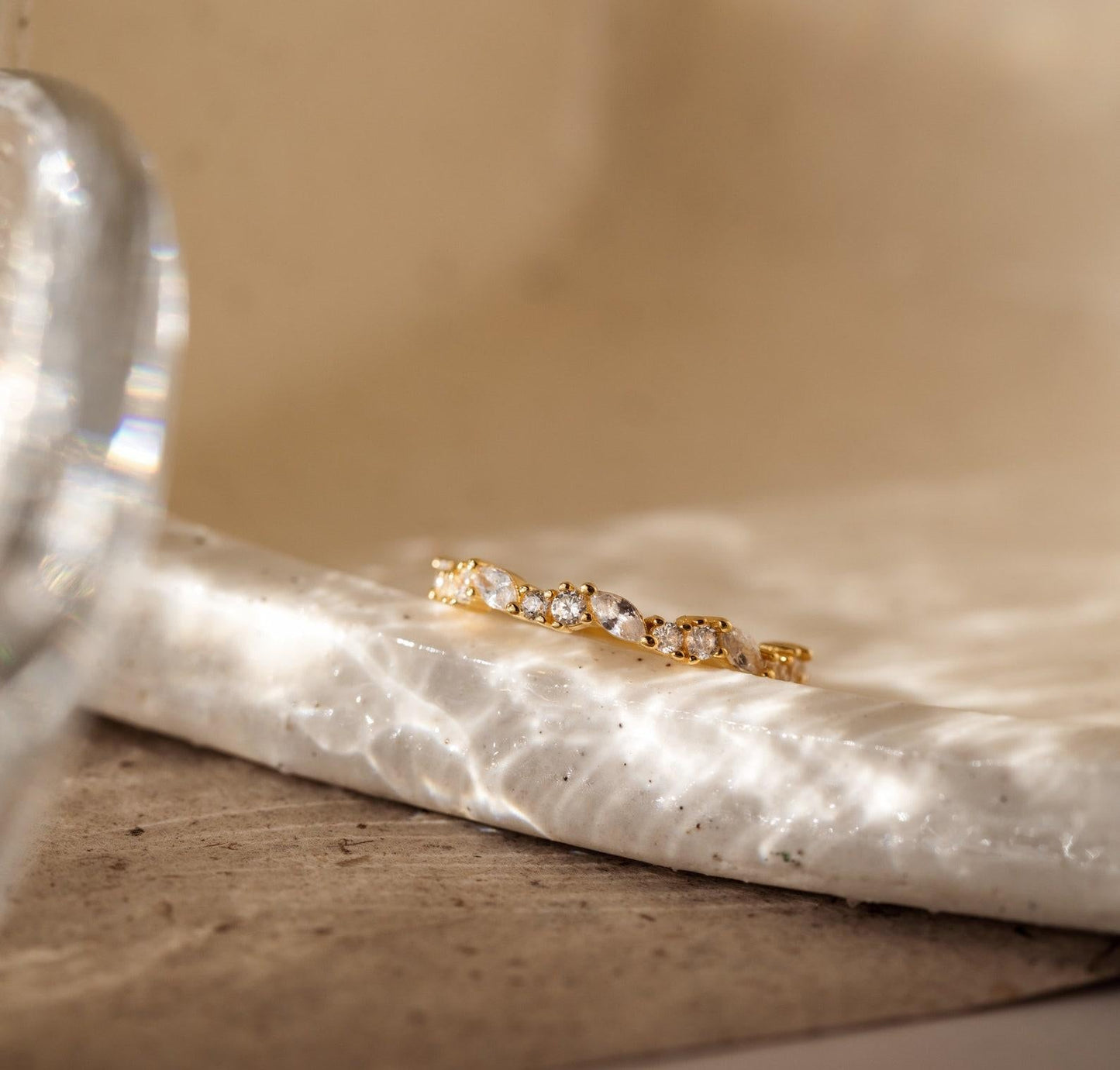 Dainty Gold Cluster Diamond Ring