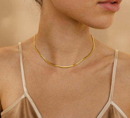 Thick Snake Chain Choker Necklace in Silver Gold