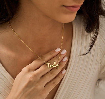 Gold Name Necklace with Box Chain