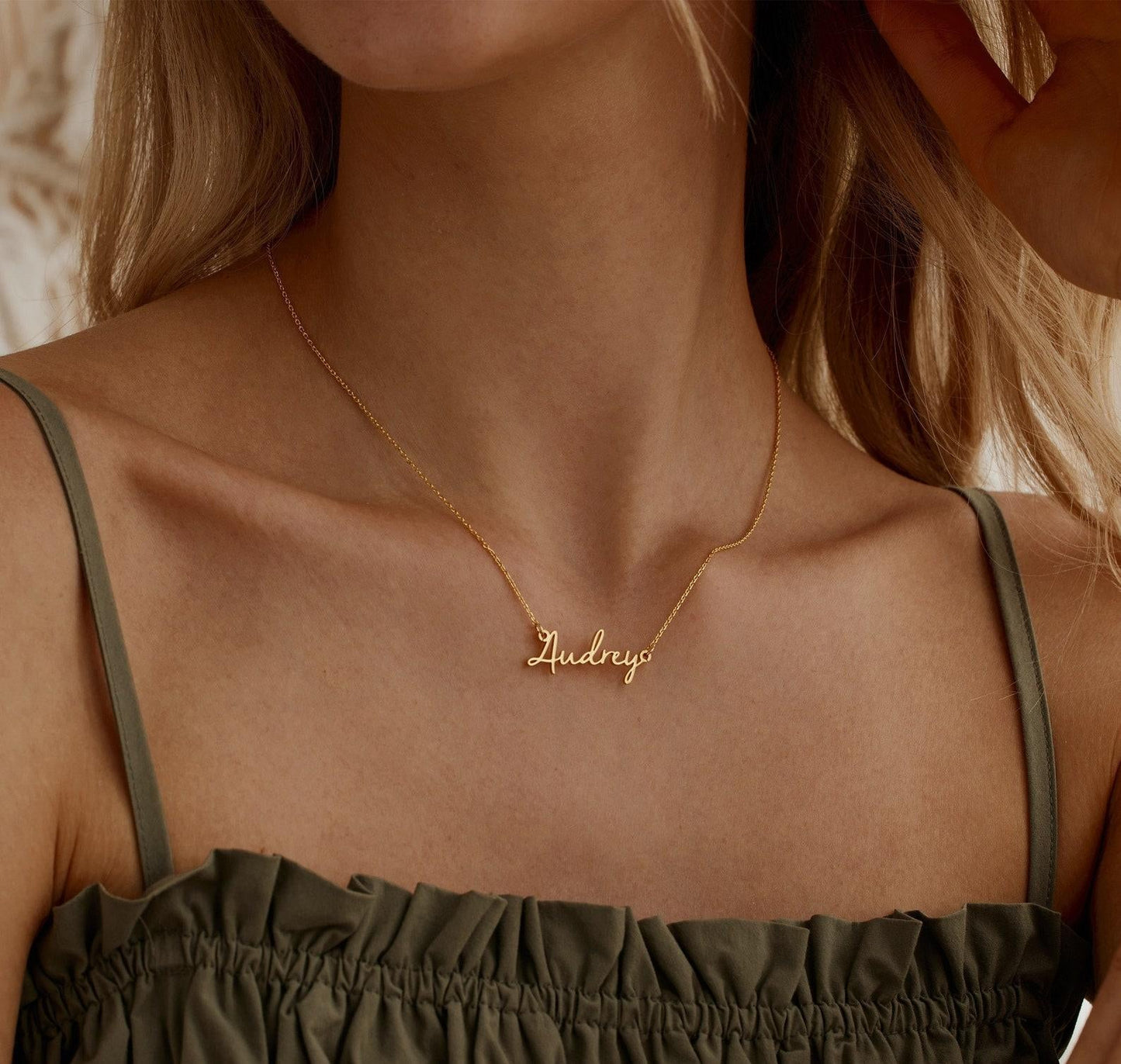 Personalized Gold Dainty Name Necklace