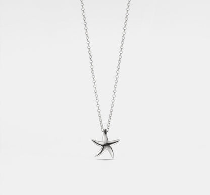 Dainty Starfish Charm Pendant Necklace