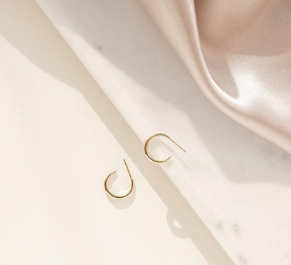 Elegant Gold Hoop Earrings, Ultra Light Weight