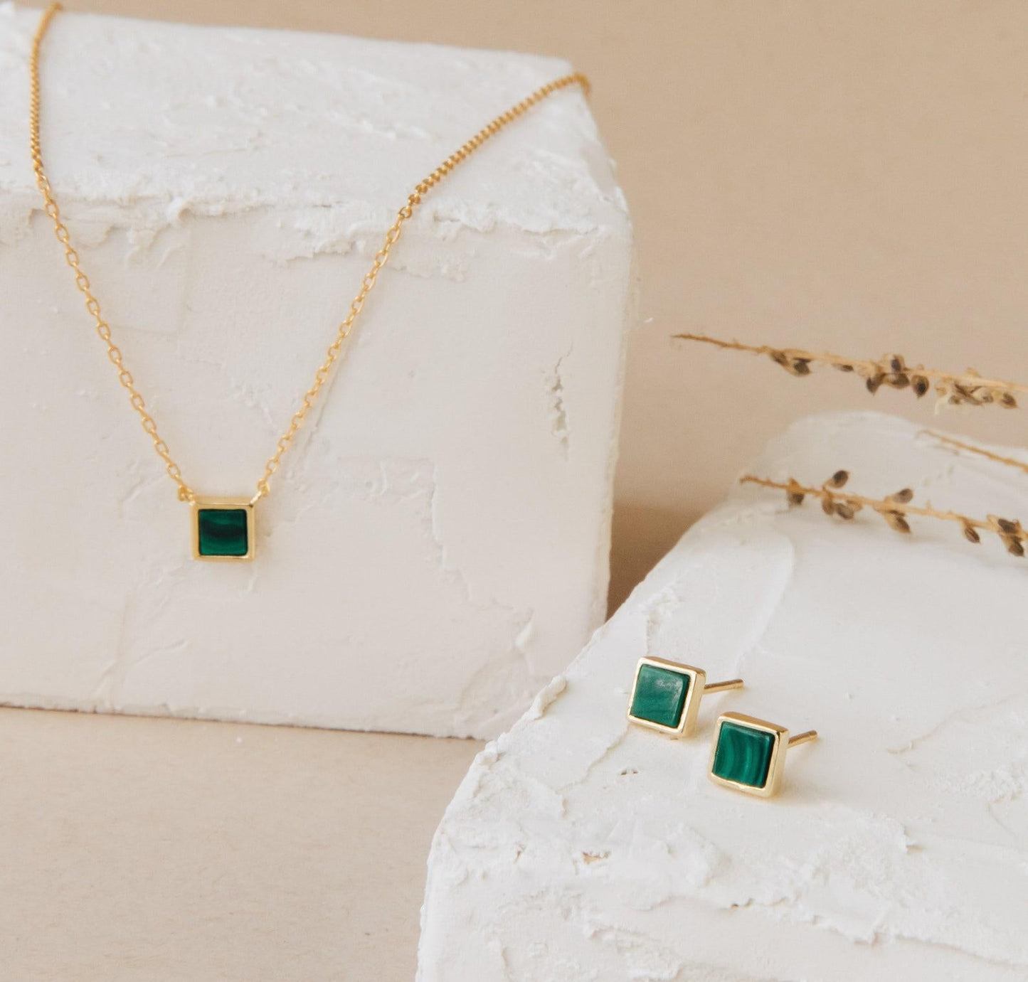 Dainty Gold Malachite Necklace