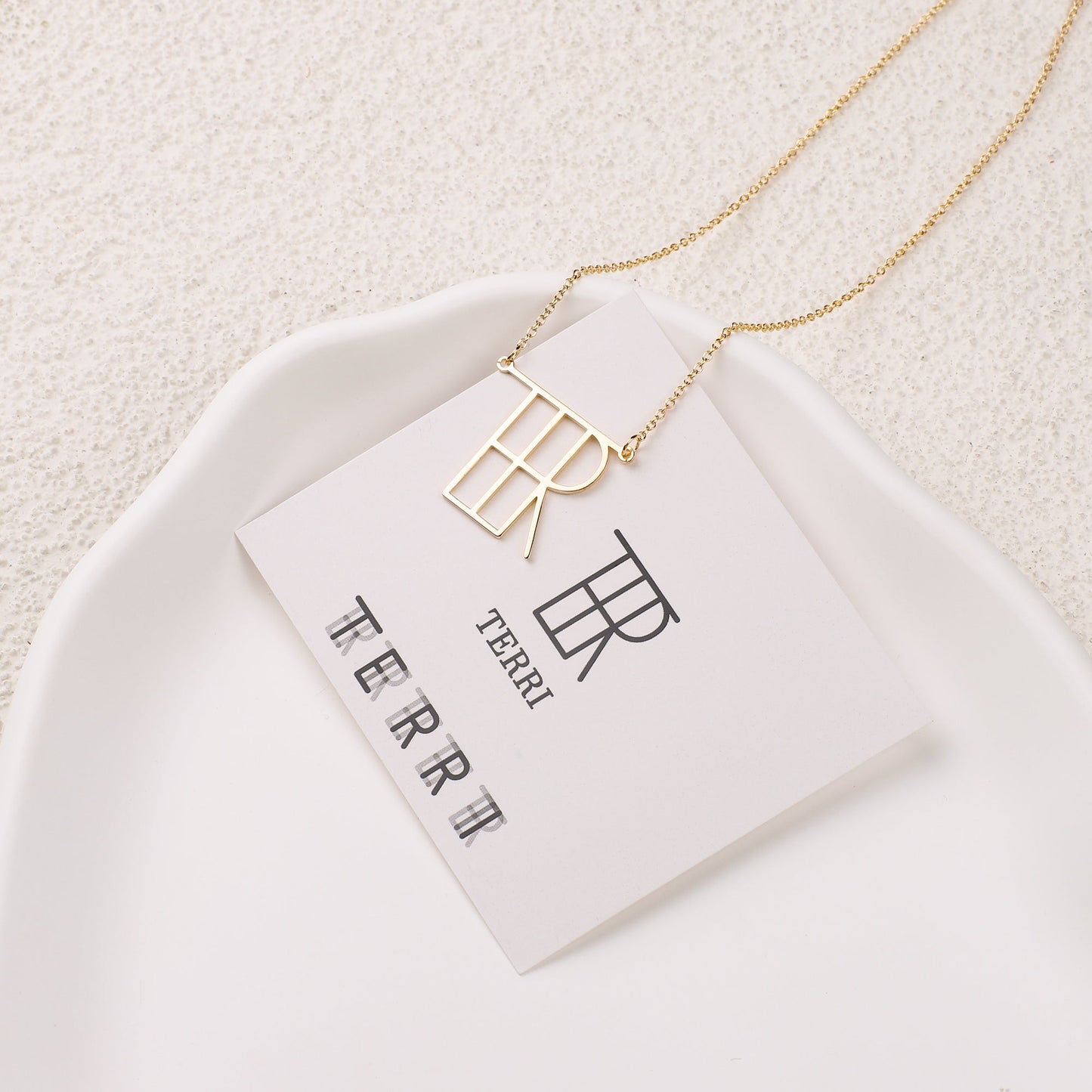 Personalized Minimalist Name Necklace