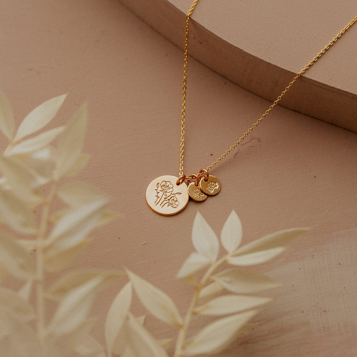 Customized Blooms Disc Necklace