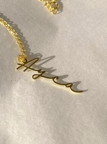 Custom Vertical Name Necklace in Silver/Gold/Rose Gold