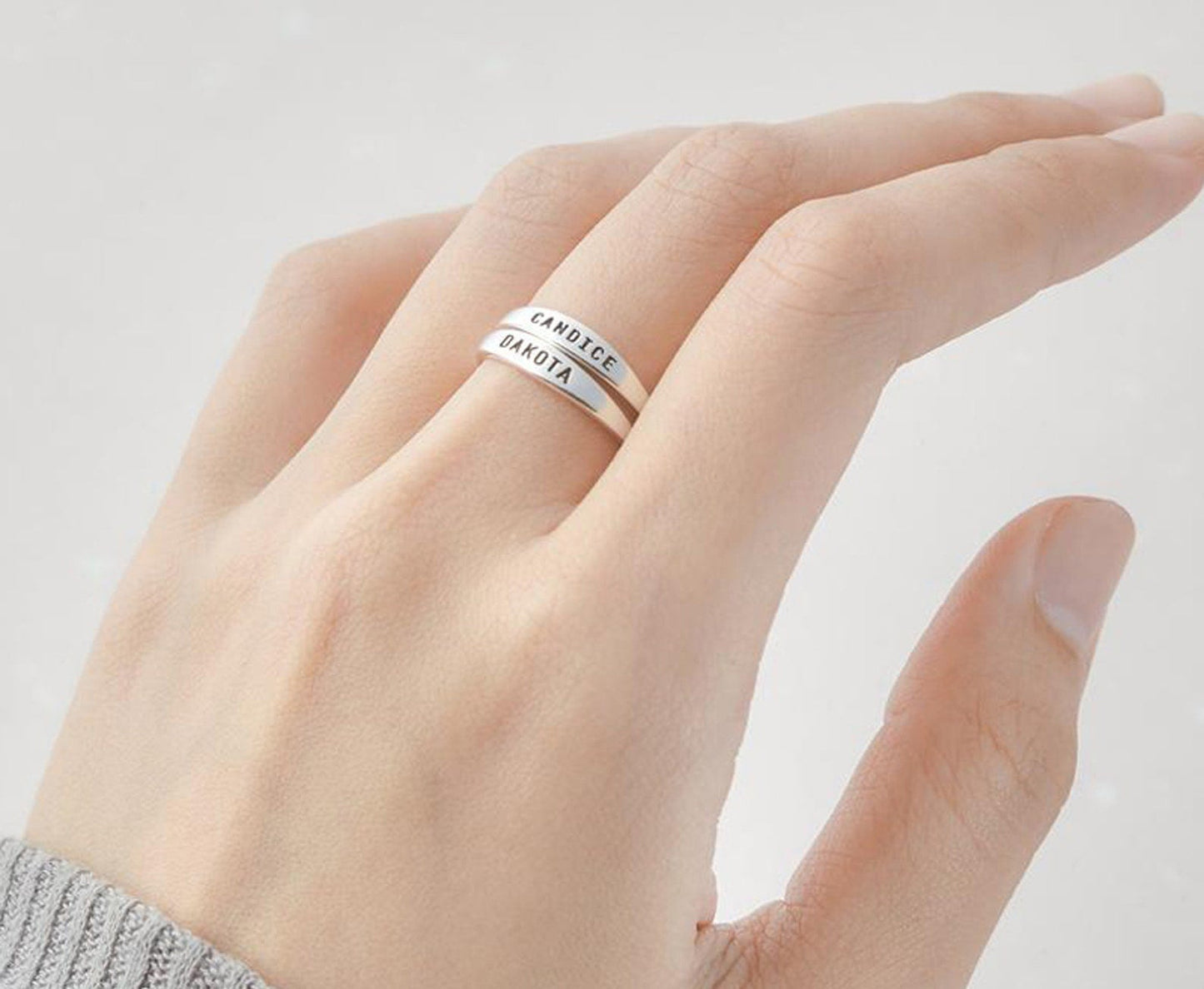 Personalized Thin Name Ring for Women