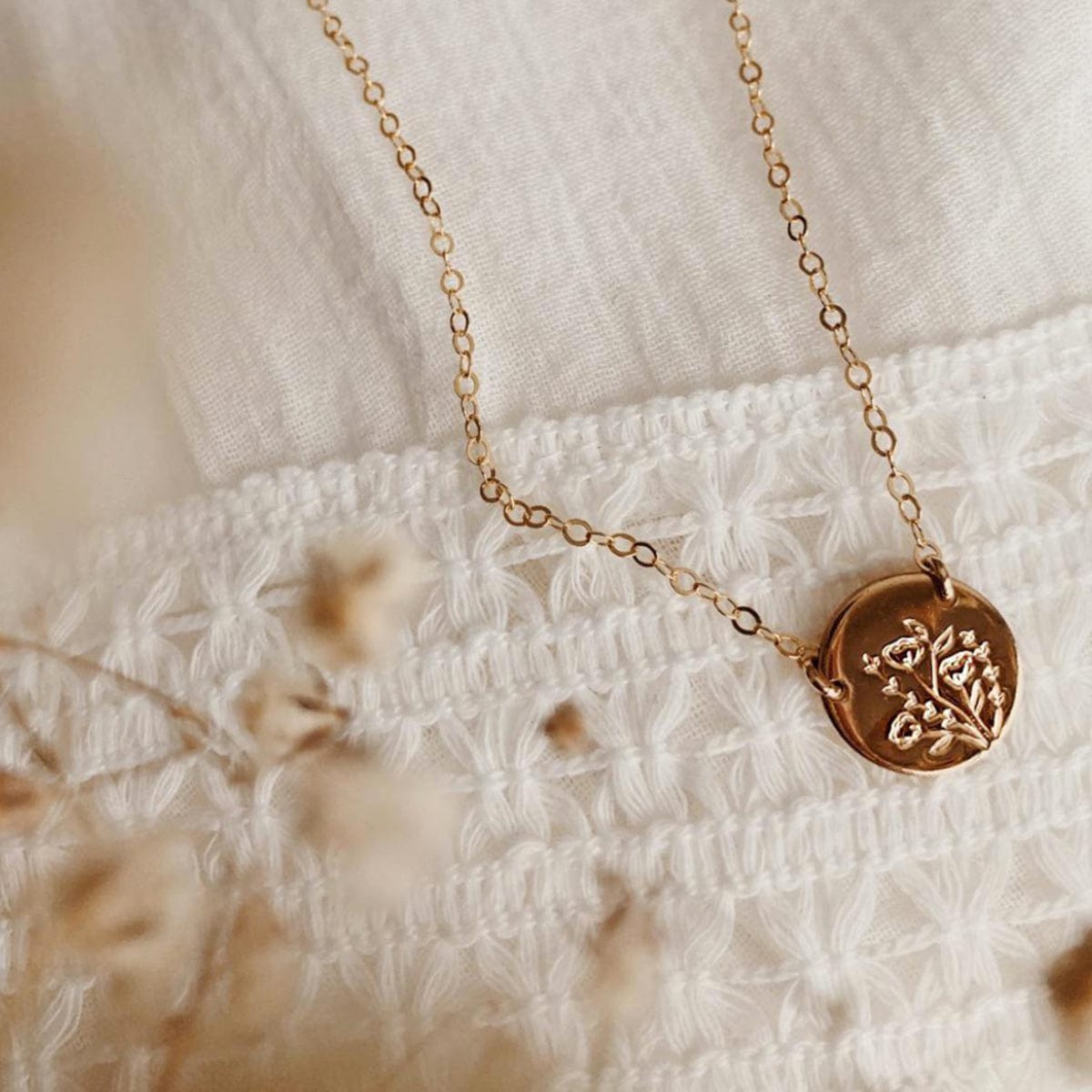 Mini Zola Floral Disc Necklace